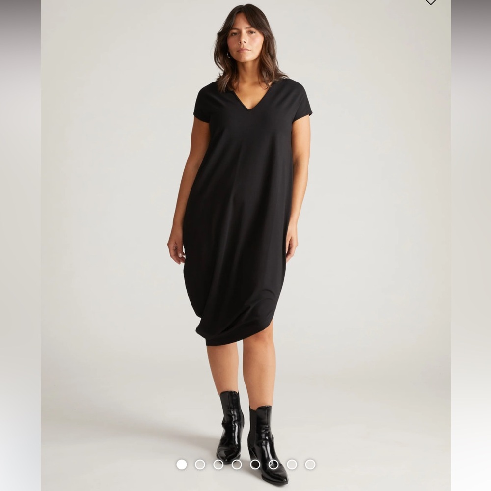 Universal Standard Iconic Geneva Black V-Neck Midi Dress Size 18-20 (M)